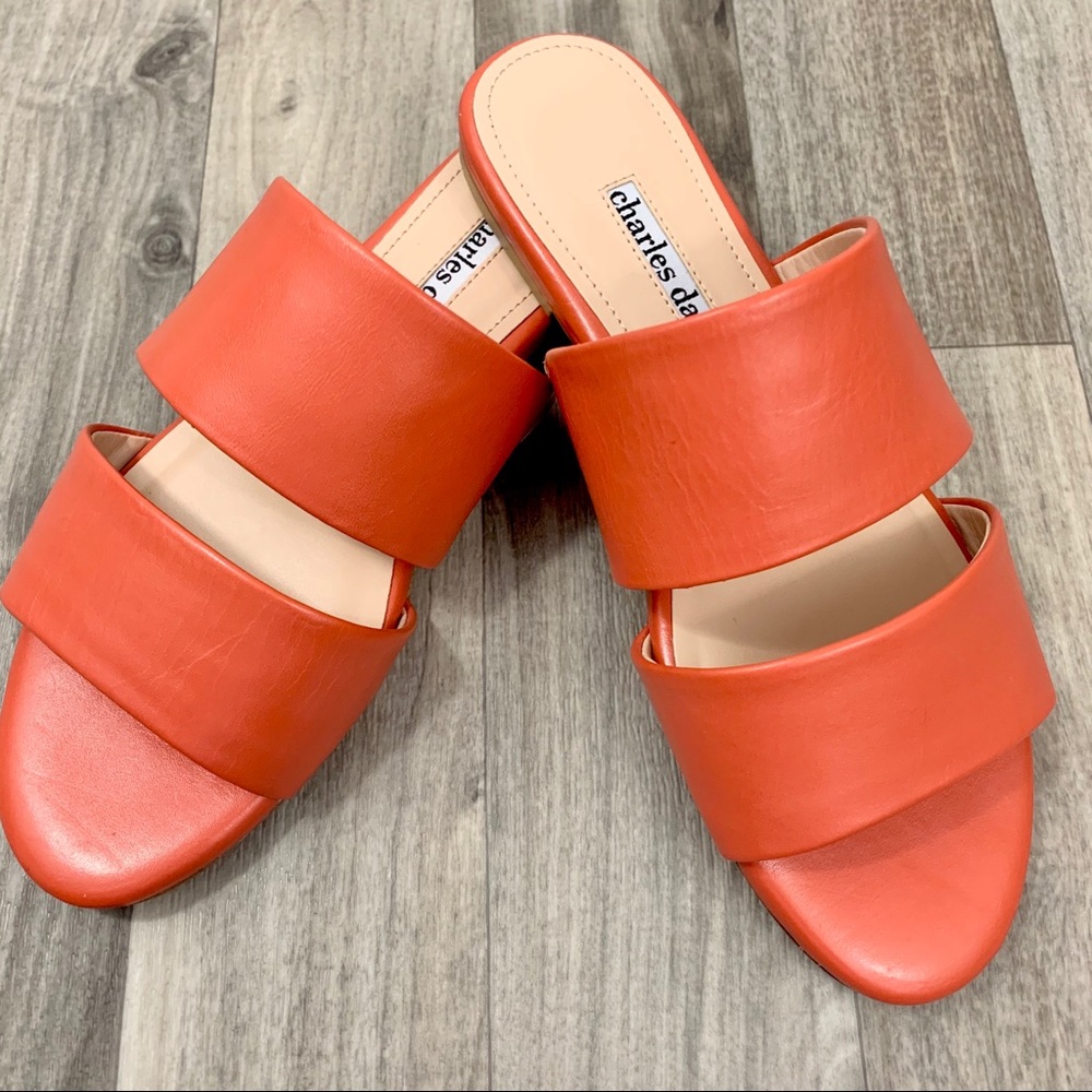 NWOT Charles Davids coral leather sandal.  Size 6M - Picture 3 of 8
